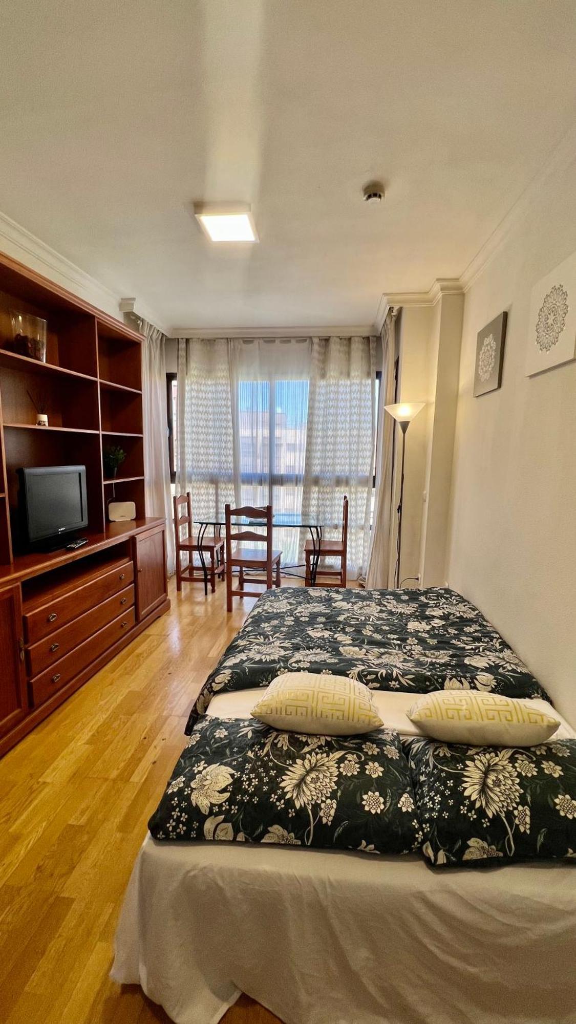 Deyanira Suite, Aeropuerto, Ifema マドリード エクステリア 写真